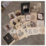 ASSTD VTG/ANTQ PHOTOGRAPHS/TIN OF MEN