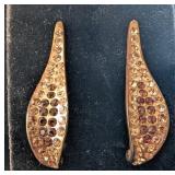 GOLD TONE RHINESTONE PIERCED EARRINGS, BROWN GEMS
