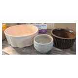 3PC ASSTD CERAMIC,POTTERY BAKING DISHES & SM BOWL