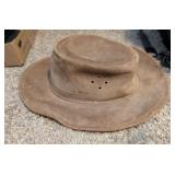 WALKABOUT REAL LEATHER HAT SZ-SMALL