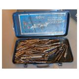 VTG METAL TIN W/ASSTD SIZE DRILL BITS, BORING BITS