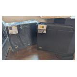 2 PC CASE LOGIC CD/DVD CASES #1, NIP