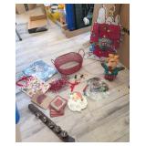 MUSICAL REINDEER, SANTA PLAQUE, SNOOPY LIGHT,