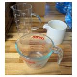 3 PC GLASS PYREX MEASURING CUP, 2-CUP BEAKER,