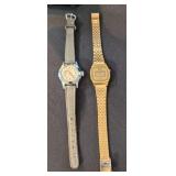 2 PC VTG CASIO GOLD TONE DIGITAL WATCH & TIMEX