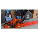 ECHO CS-310 CHAIN SAW &  OIL-1/3 FULL