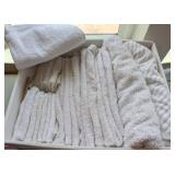 ASSTD BATH & HAND TOWELS, WASH CLOTHS, WHITE