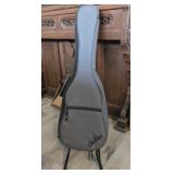 CORDOVA PADDED MUSICAL INSTRUMENT CASE & KONIG &