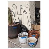 3PC PLANTERS, 2 W/GARDEN TRELLIS