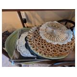 ASSTD ROUND PLACE MATS #2, TRIVETS, DOILIES