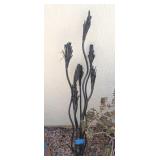 BLACK METAL FLOWER BED DECOR #1