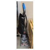HOOVER UPRIGHT POWERDASH FLOOR CLEANER