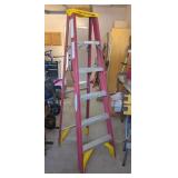 6' WERNER FIBERGLASS & ALUMINUM LADDER