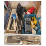 DRAWER ORGANIZERS, ONEIDA EATING UTENSILS, OTHER