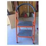 LUIS LADDERS ORANGE/BLACK 2-STEP FOLDING LADDER