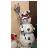 UNIQUE MODULAR METAL SNOWMAN CANDLE DECOR