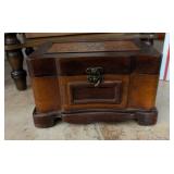 DECORATIVE WOODEN KEEPSAKE BOX