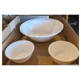 3PC CERIART LARGE BOWL & 2 CORELLE OVEN SAFE BOWLS