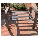 METAL OUTDOOR FOOT STOOL
