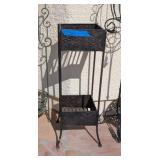 2-TIER SQUARE METAL PLANT STAND