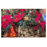 ASSTD CHRISTMAS DECOR, GARLAND POINSETTIA