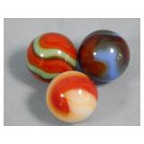 (3) Assorted Akro Agate Corkscrew Marbles 0.6'