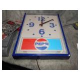 c 1970's Pepsi Clock WORKS !!!