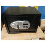 Very nice lock box safe w/ key 14 x 10 x 10.