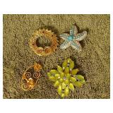 4 vintage pins, brooches, rhinestone.