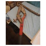Wheeler iron pipe chain cutter snapper
