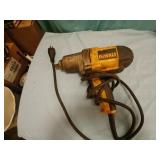 Dewalt half inch impact driver wrench works DW293
