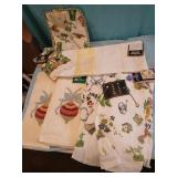 Hand towels in a potholder, new
