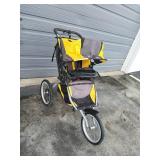 Bob ironman jogging stroller very nice condition.