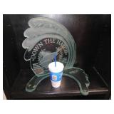 1994 art glass fishing trophy signed large 21 x