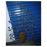 Metal vase and leaf wall decor 31 x 23 inches