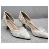 7 Women's Charles David 2.5in Heel