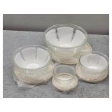 4pc Nesting Glass Bowls w/Lids