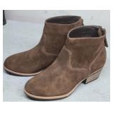 Size 5 Skechers Boots