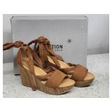 7 Women's Wraparound Wedge Kenneth Cole