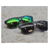 2pc Unisex Wayfarer Bamboo Temple Sunglasses Pugs