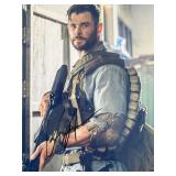 Extraction Chris Hemsworth signed movie photo