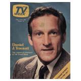 Chicago Tribune TV Week Daniel J. Travanti...
