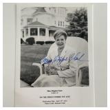 Author Mary Higgins Clark signed photo