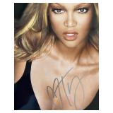 Supermodel Tyra Banks signed photo