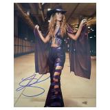 Country singer  Lainey Wilson signed photo