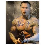 Predator Arnold Schwarzenegger signed photo