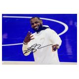 LA Lakers LeBron James facsimile signed photo.