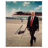 US President Donald Trump signed photo