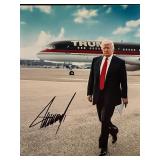 US President Donald Trump signed photo
