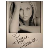 Tiffani Thiessen facsimile signed photo. 5x7...